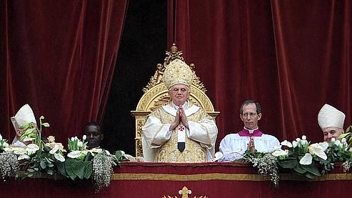 Benoît XVI Pâques.jpg