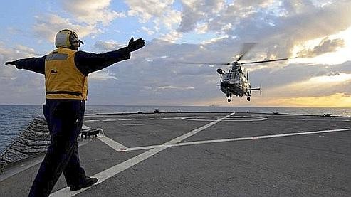 Hélicoptères en libye.jpg
