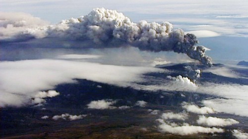 le-volcan-eyjafjoll-en-eruption-5-mai-2010-4542106qjmmi_1713.jpg