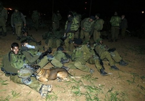 Israël soldats Tsahal frontière gaza 3.01.09.jpg