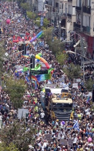 Gay pride à Tel aviv.jpg