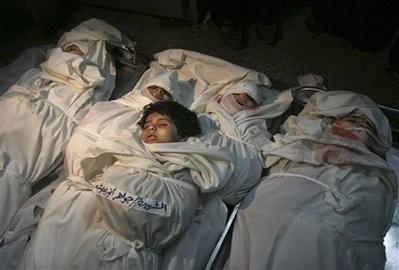 Enfants famille Balosha tués - morgue - Beit lahiya.jpg