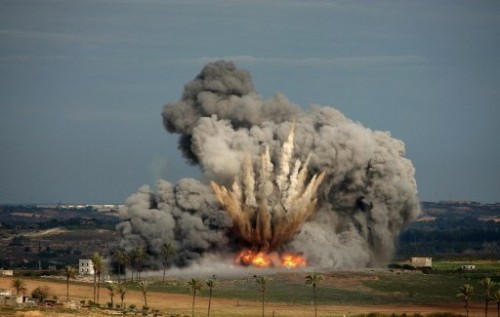 Israël bombardements du 3 janvier 08 sur la bande.jpg