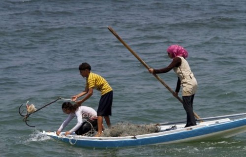 photo_1280736279442-1-0 Pêche survie à Gaza.jpg