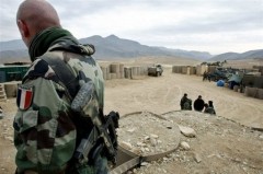 soldat français en Afghanistan.jpg