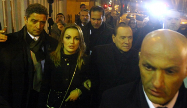 sans-titre.png Berlusconi.png