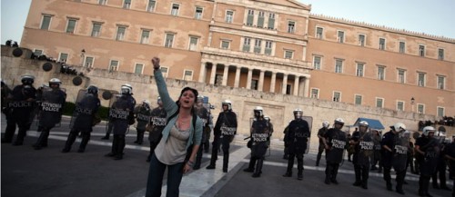 95315_une-greece-protest.jpg