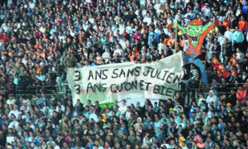 banderole de la honte à Marseille.jpg