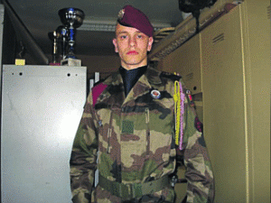 Julien Le Pahun 20 ans mort en afghanistan.gif