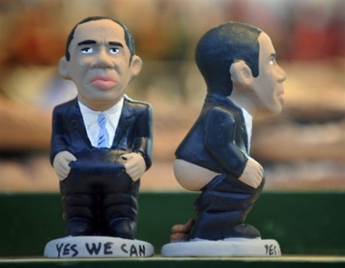 Obama pose culotte objet du culte.jpg