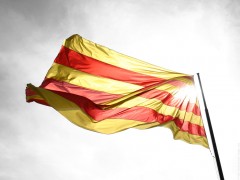 photo-drapeau-catalan.jpg